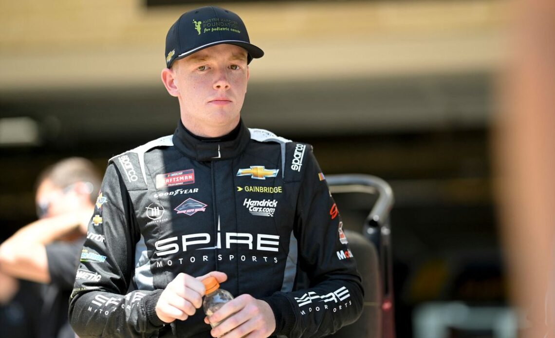 Rising star Connor Zilisch wins chaotic ARCA race at Dover