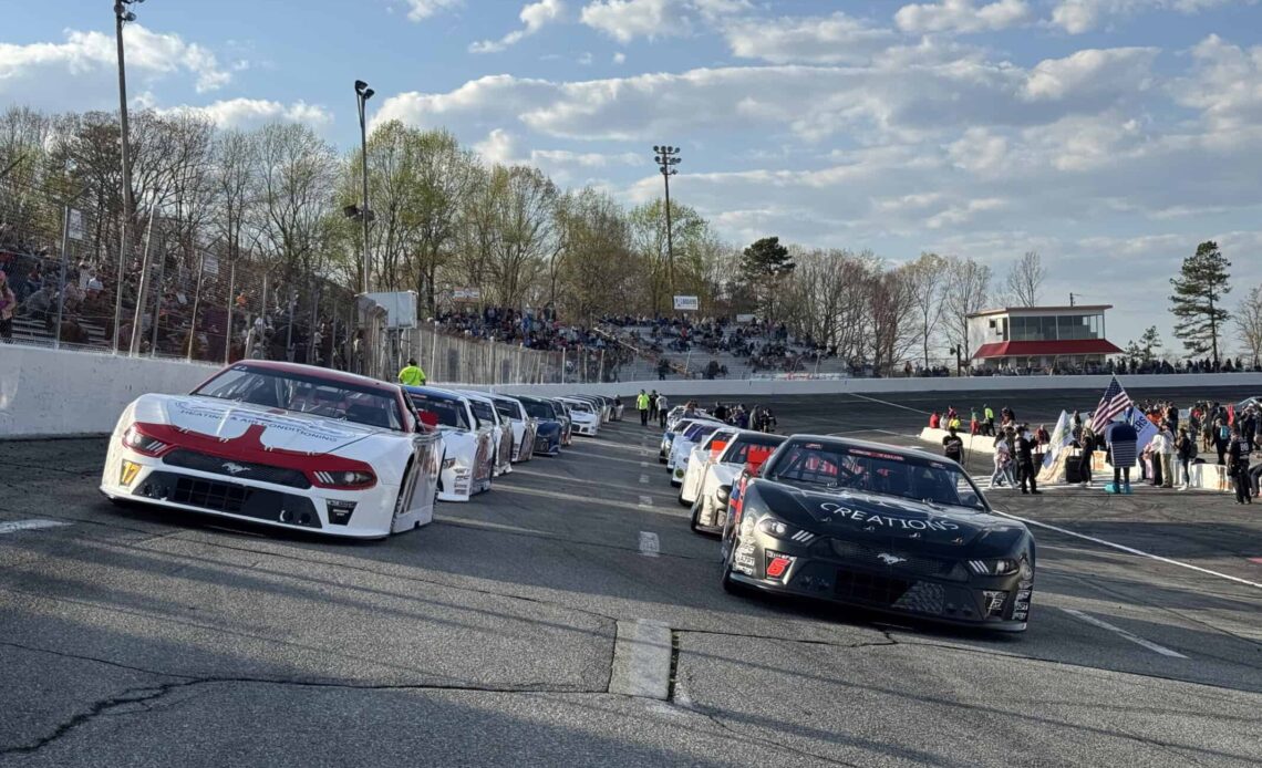 Orange County Speedway Orange Krush 200 Grid Front 2024 Folsom