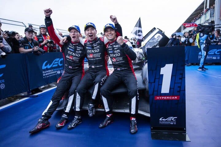 Toyota GAZOO Racing's Mike Conway, Nyck de Vries and Kamui Kobayashi celebrate their win in the 6 Hours of Imola, 4/21/2024 (Photo: Julien Delfosse/DPPI)