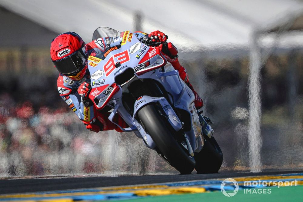 Martin ends Friday practice on top, Marquez misses Q2 cut