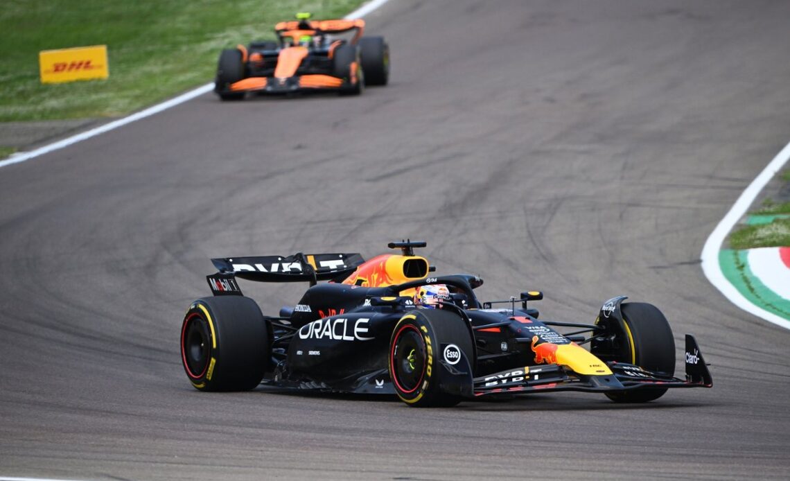 Norris just misses out on catching Verstappen at the F1 Imola GP