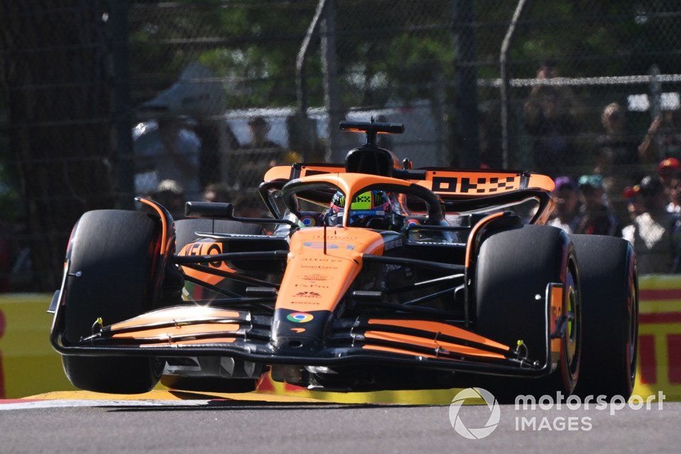 Oscar Piastri, McLaren MCL38