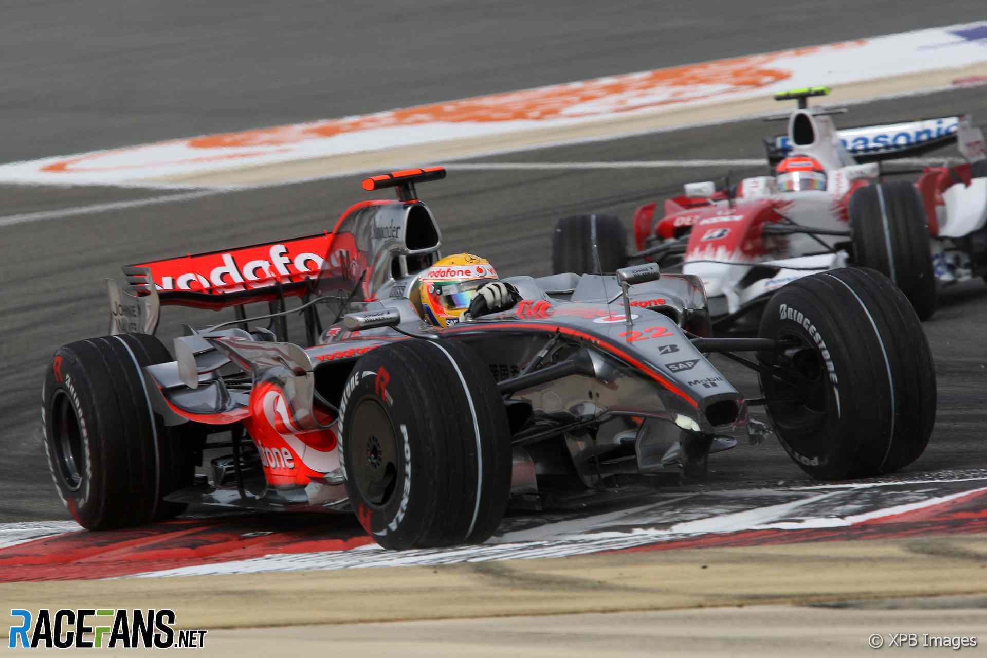 Lewis Hamilton, McLaren, Bahrain International Circuit, 2008