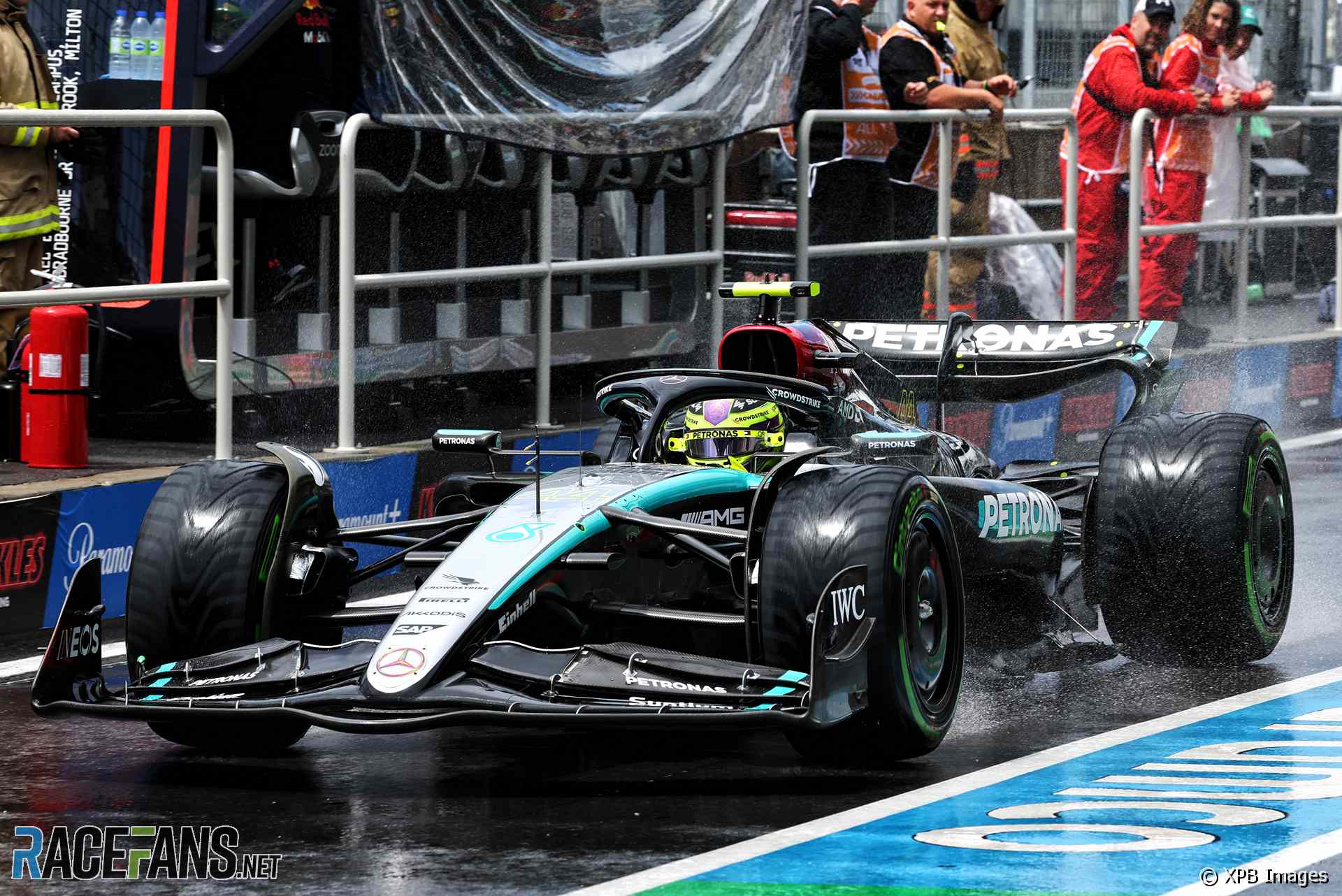 Lewis Hamilton, Mercedes, Circuit Gilles Villeneuve, 2024