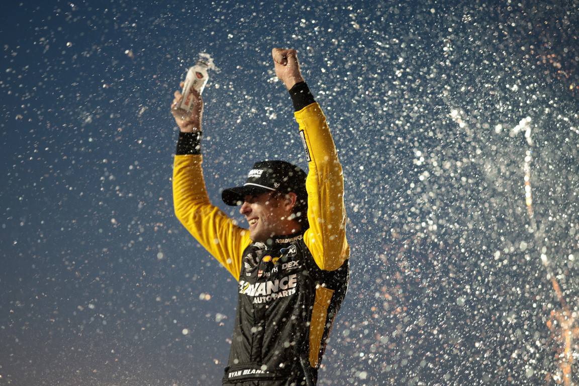 2024 Iowa Cup Ryan Blaney Victory Lane James Gilbert Getty Images