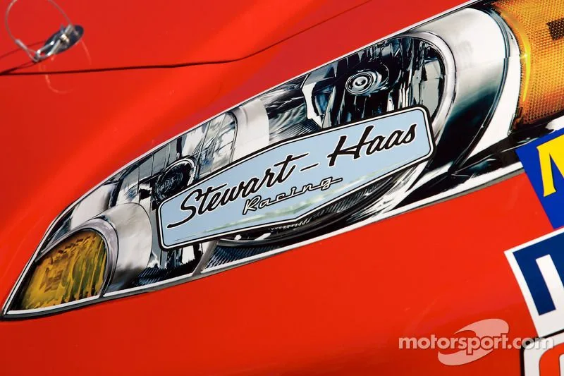 Stewart-Haas Racing Chevrolet of Tony Stewart detail