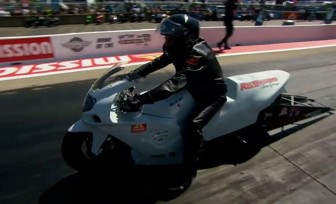 Wesley Wells, Eiji Kawakami, Pro Stock Motorcycle, Qualifying Rnd 1, the Mission Foods Drag Racing S