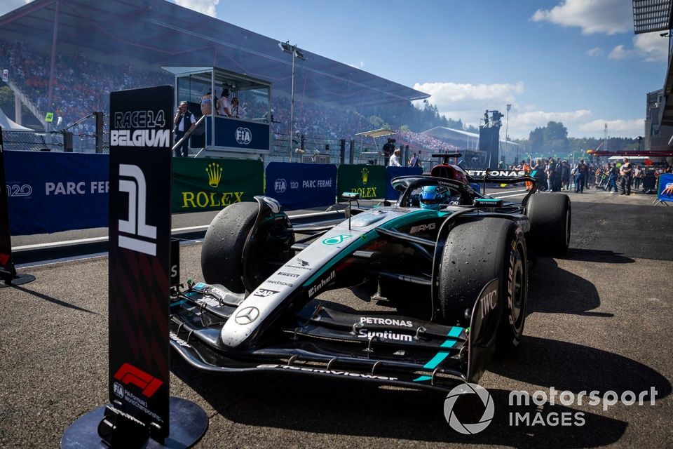George Russell, Mercedes F1 W15, 1st position, arrives in Parc Ferme