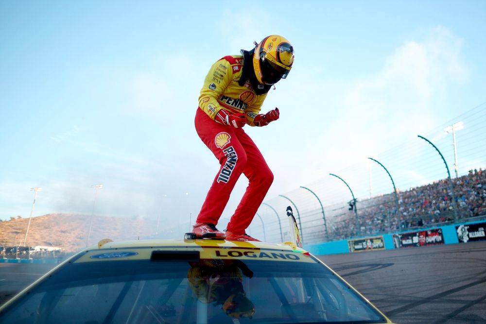 Joey Logano, Team Penske, Shell Pennzoil Ford Mustang