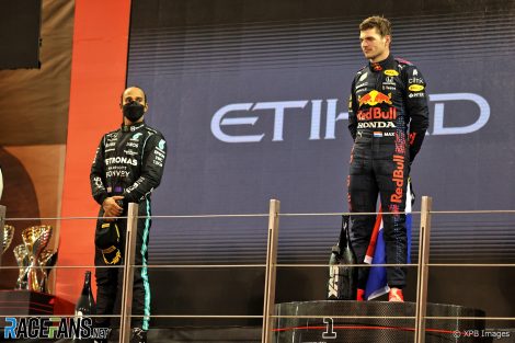 Lewis Hamilton, Max Verstappen, Yas Marina, 2021