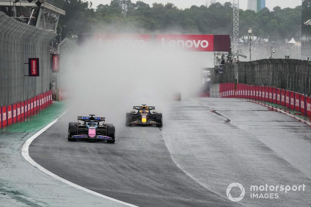 Esteban Ocon, Alpine A524, Max Verstappen, Red Bull Racing RB20, at the restart