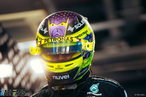 Lewis Hamilton's 2024 Abu Dhabi Grand Prix helmet