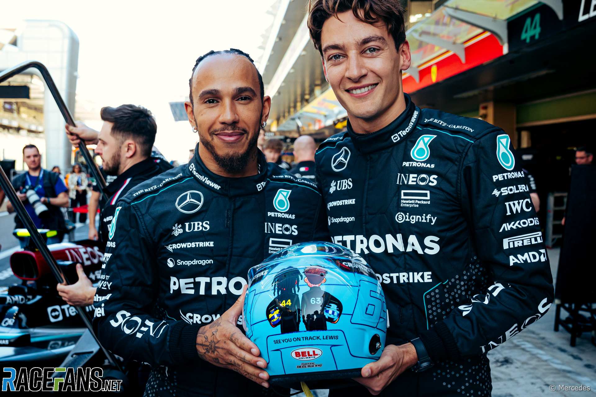 Lewis Hamilton, George Russell, Mercedes, Yas Marina, 2024